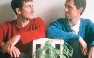 El dúo chileno José Vicentes presenta el single “Recostada” y anuncia la salida de su primer LP